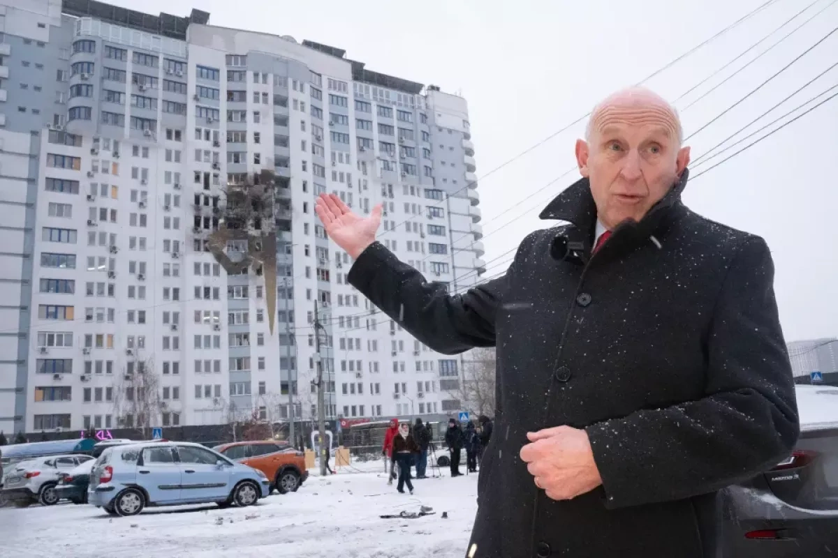 Media: UK defence chief escapes close shave as missile strikes near Ukraine's Lviv