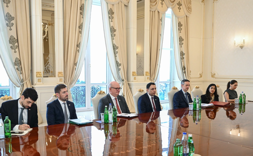 President Ilham Aliyev receives UK Minister of State for Trade (PHOTO)