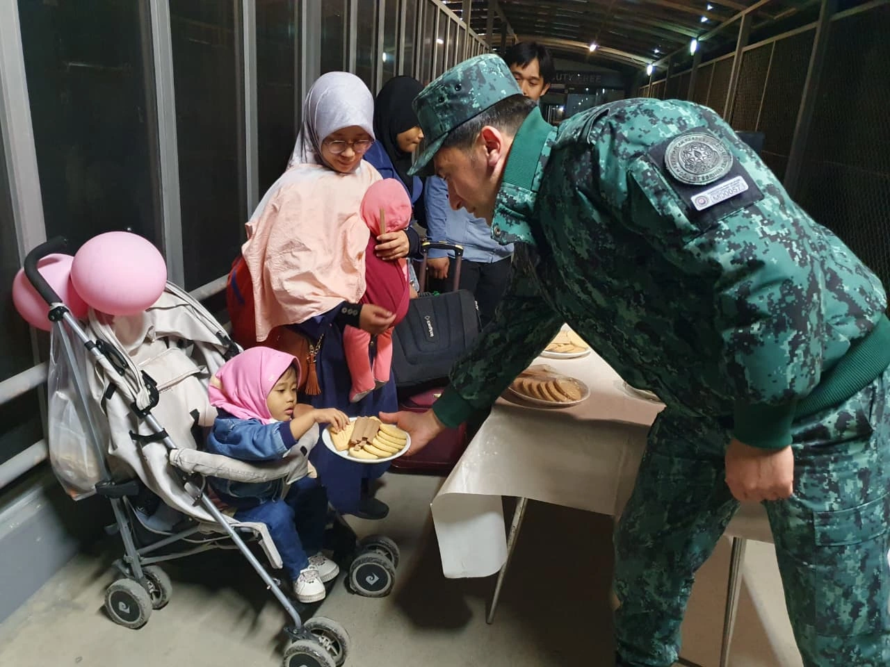 Azerbaijan reveals total number of evacuees from Iran (PHOTO)