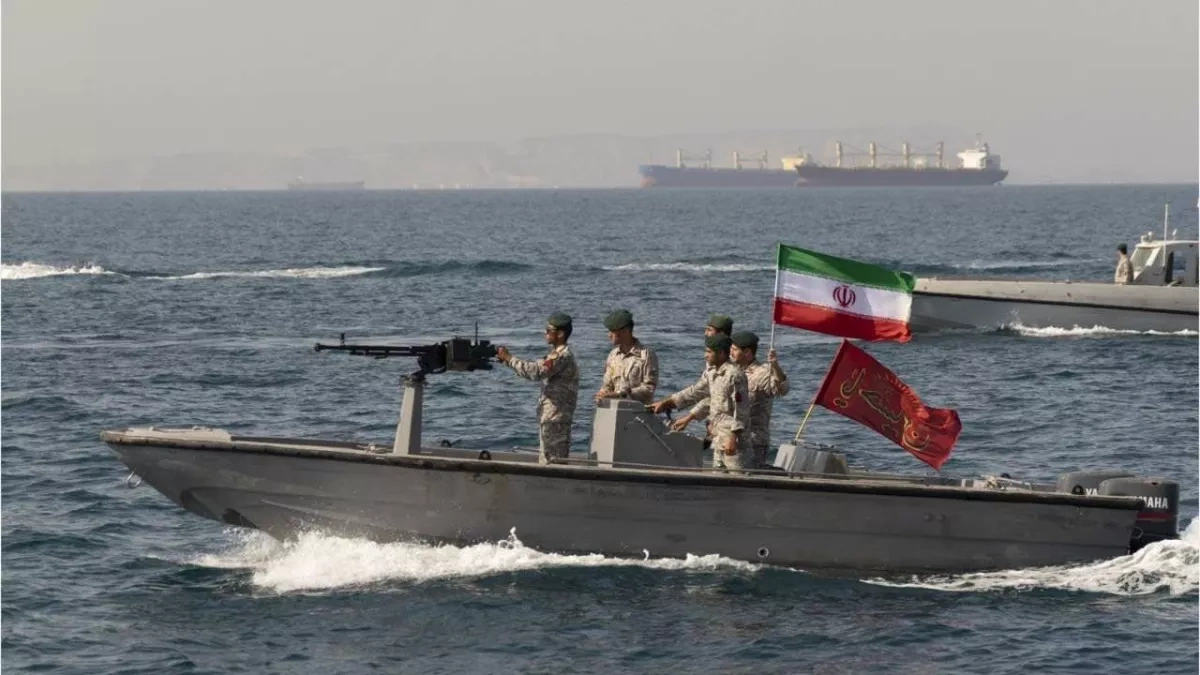 Ambrey: Shipping firms hit by crypto scam emails for Strait of Hormuz transit