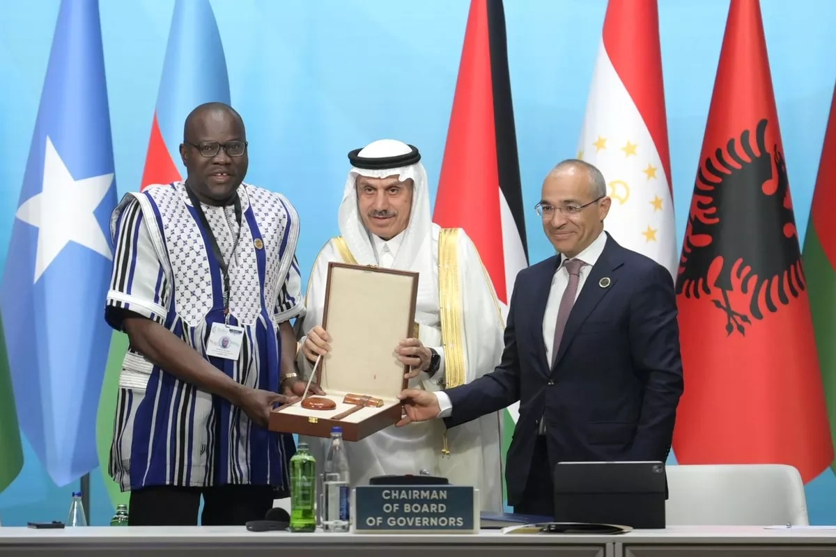 Azerbaijan, IsDB discuss inclusive growth, sustainable financing at annual meetings