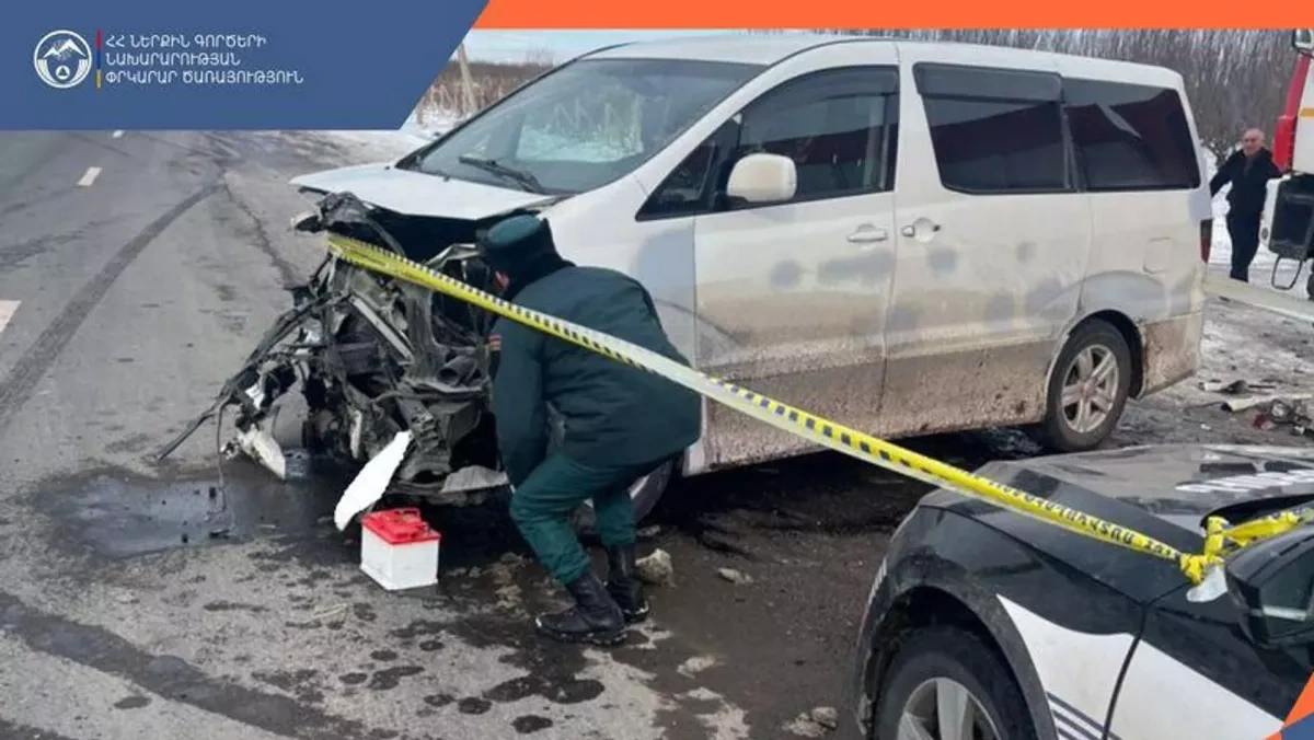 Four Injured in traffic accident in Armenia PHOTO