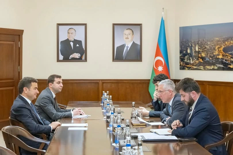AZAL and UK discuss development of aviation cooperation