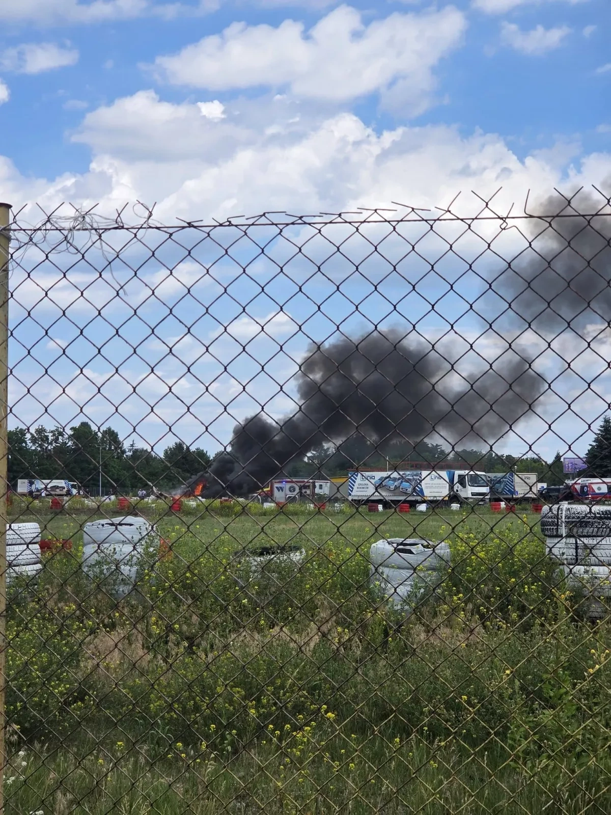 Fatal plane crash in Warsaw leaves two dead, two injured PHOTO