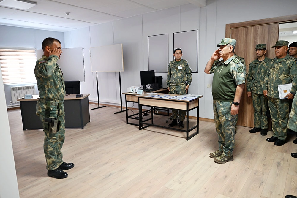 Defense Ministry leadership observes training activities as part of exercise (PHOTO/VIDEO)