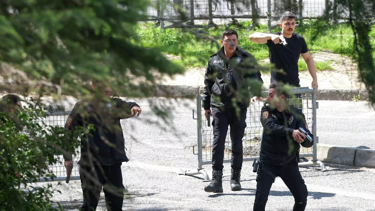Ministry: Istanbul shootout suspect had ties to religious extremist group