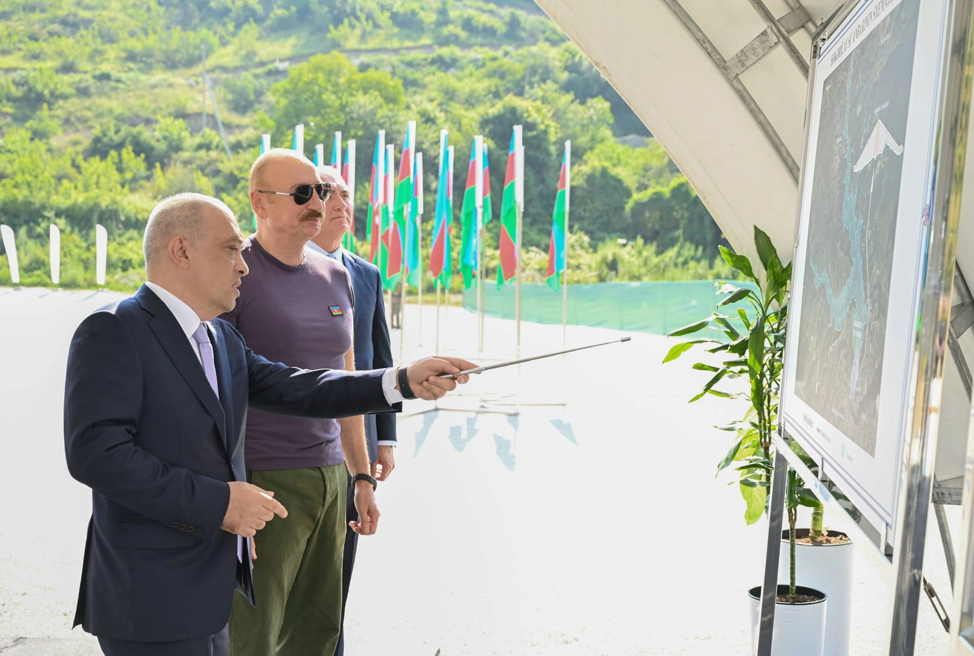 President Ilham Aliyev lays foundation stone for Hakarichay Reservoir in Lachin (PHOTO)