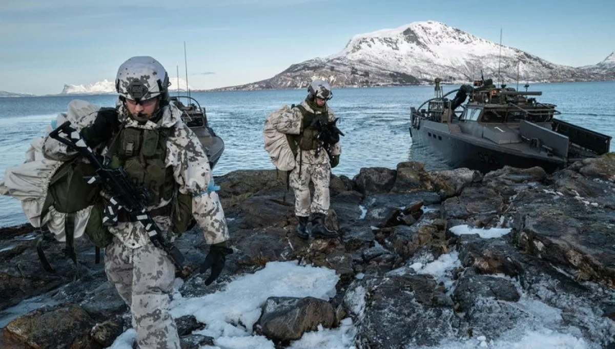 The Telegraph: UK, France, Germany eye deployment of NATO troops in Greenland
