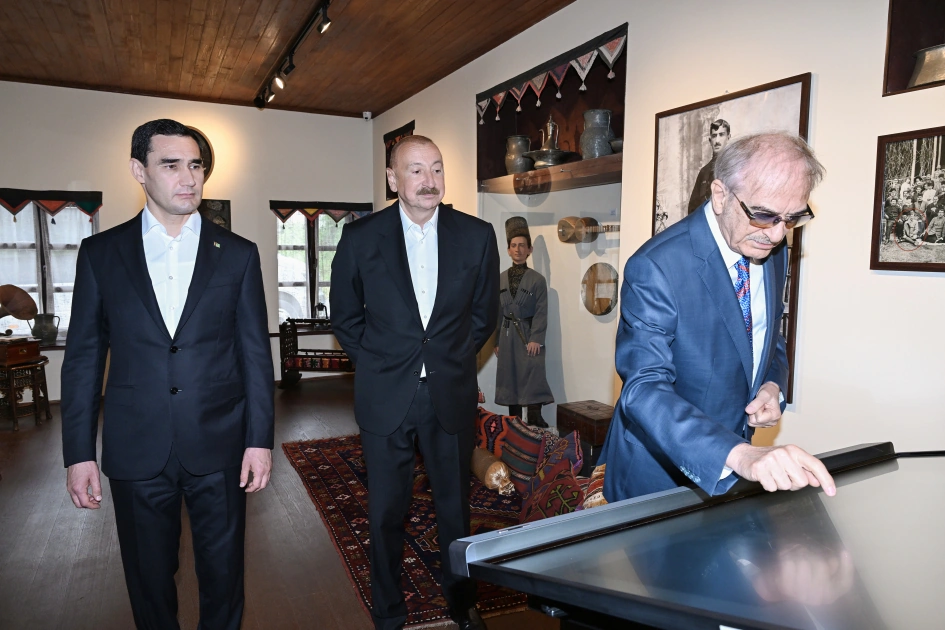 President Ilham Aliyev and President Serdar Berdimuhamedov visit Bulbul's house-museum in Shusha (PHOTO)