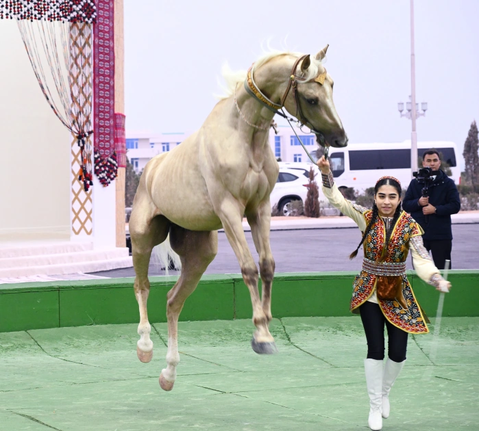 Vice-President of Heydar Aliyev Foundation Leyla Aliyeva visits exhibition of Turkmen national cuisine (PHOTO)