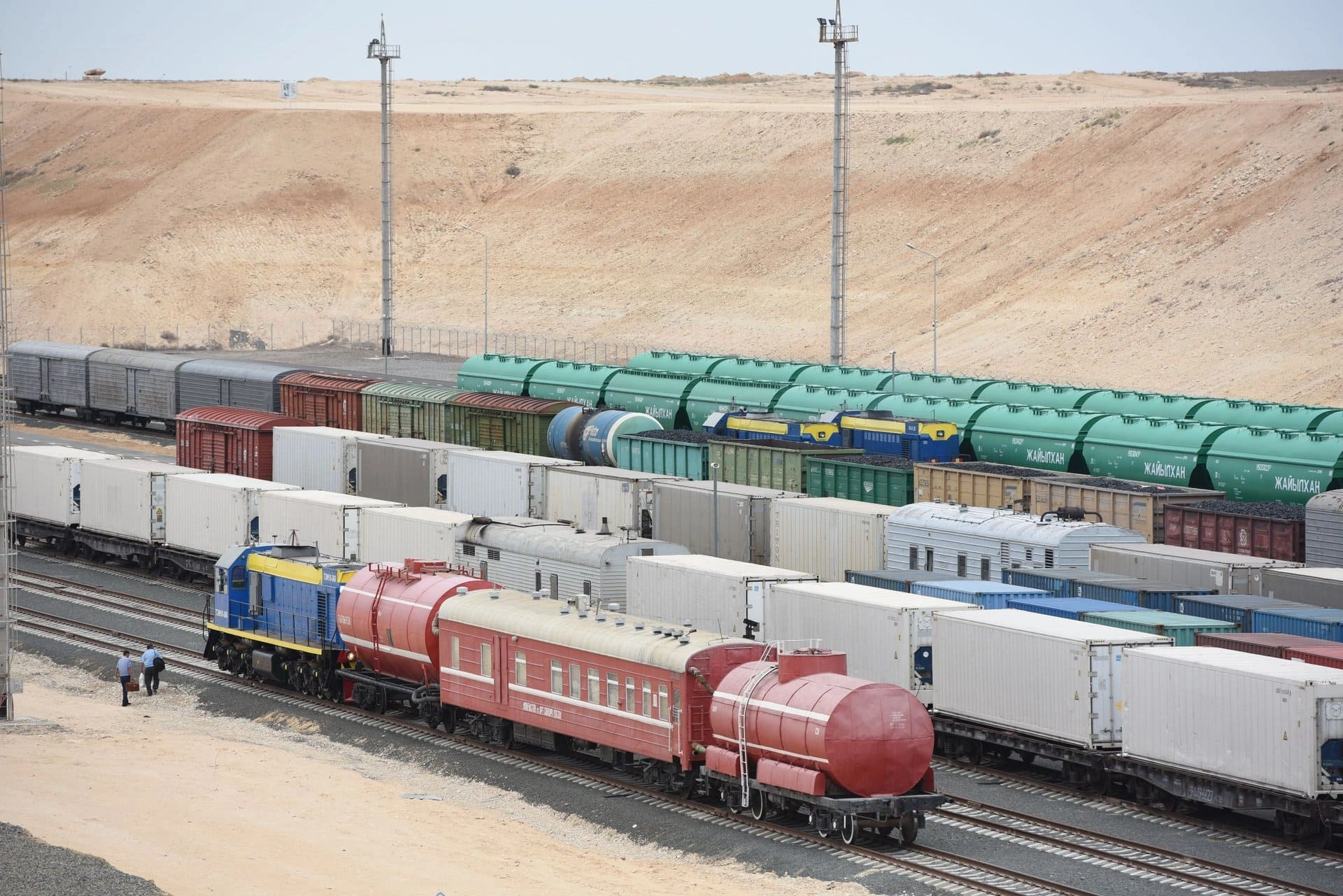 Kazakhstan automates data exchange to boost oil market transparency