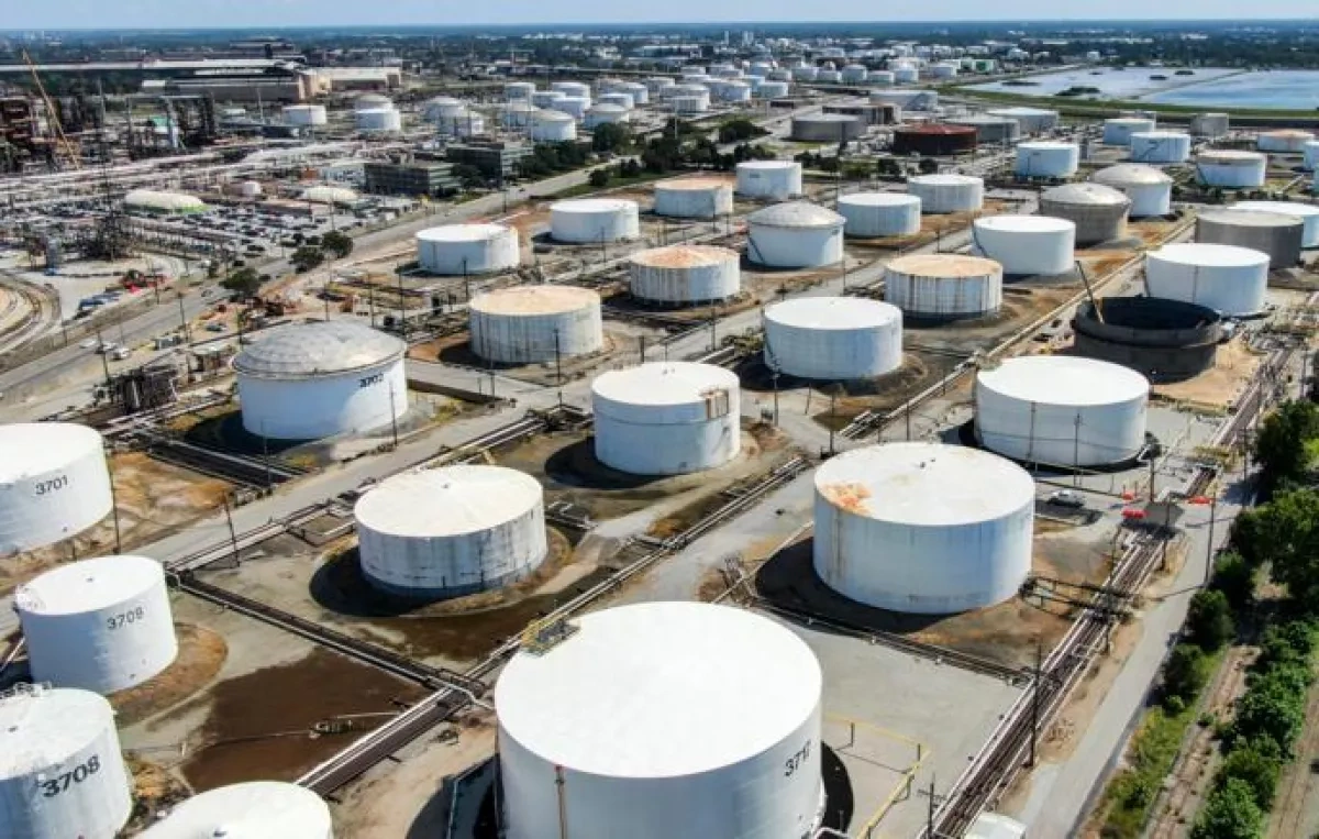 US lends oil companies 45.2 mln barrels from reserve amid Iran war
