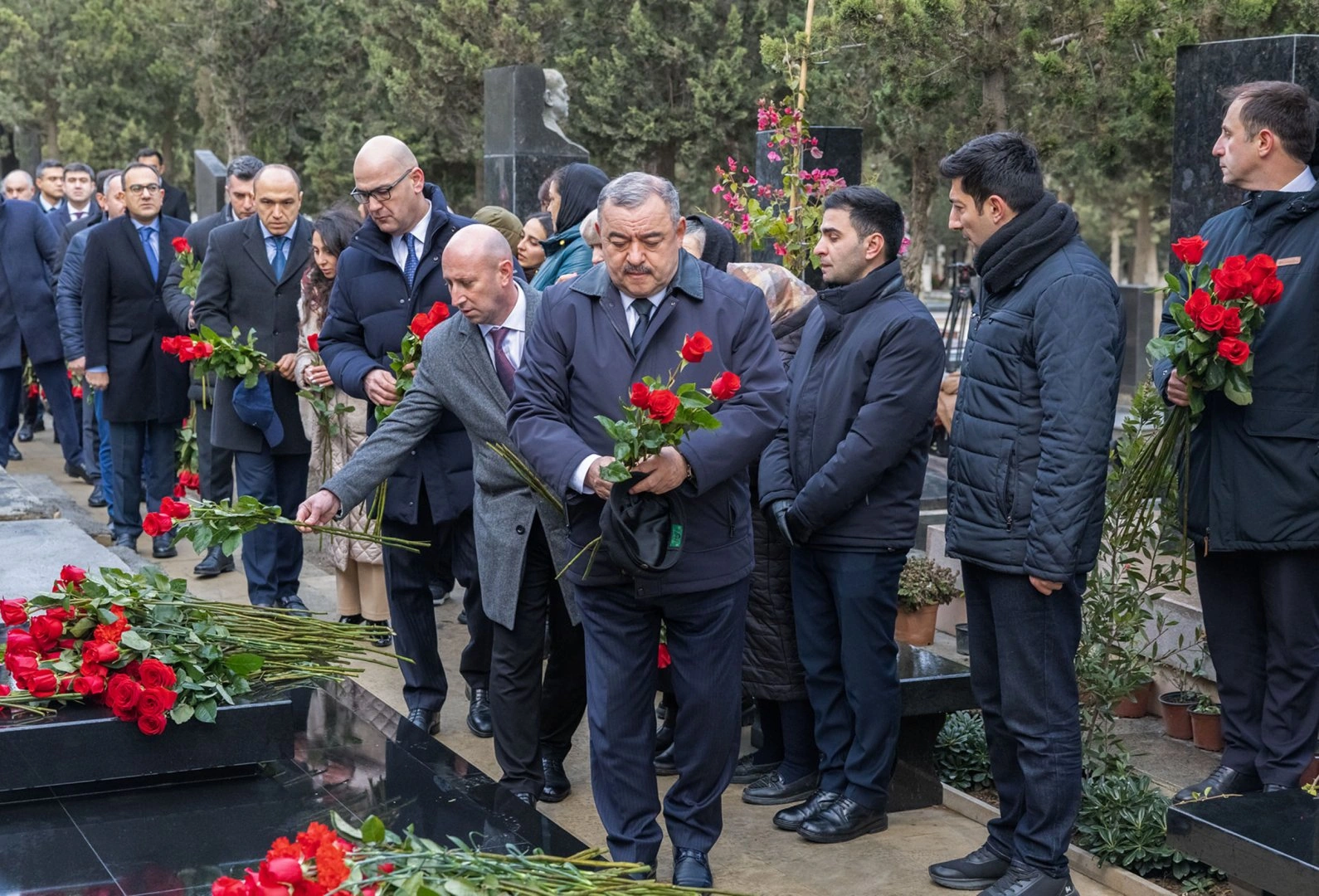 Heydar Aliyev International Airport holds memorial for AZAL plane crash victims (PHOTO)