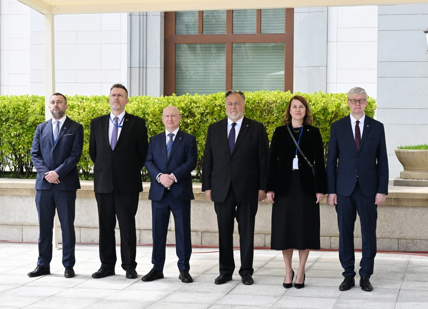 Official welcome ceremony held for Prime Minister of the Czech Republic Andrej Babiš in Azerbaijan (PHOTO)