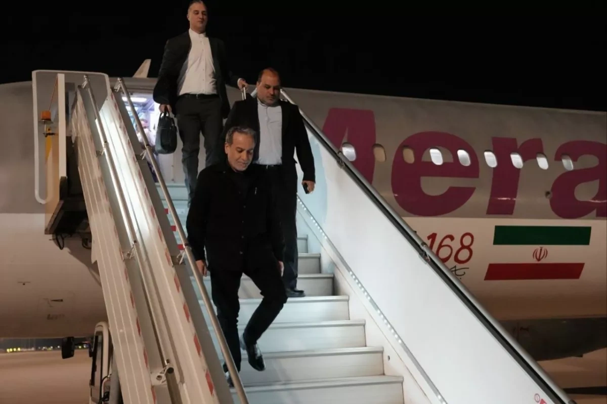 Iranian foreign minister holds talks in China ahead of Trump visit PHOTO