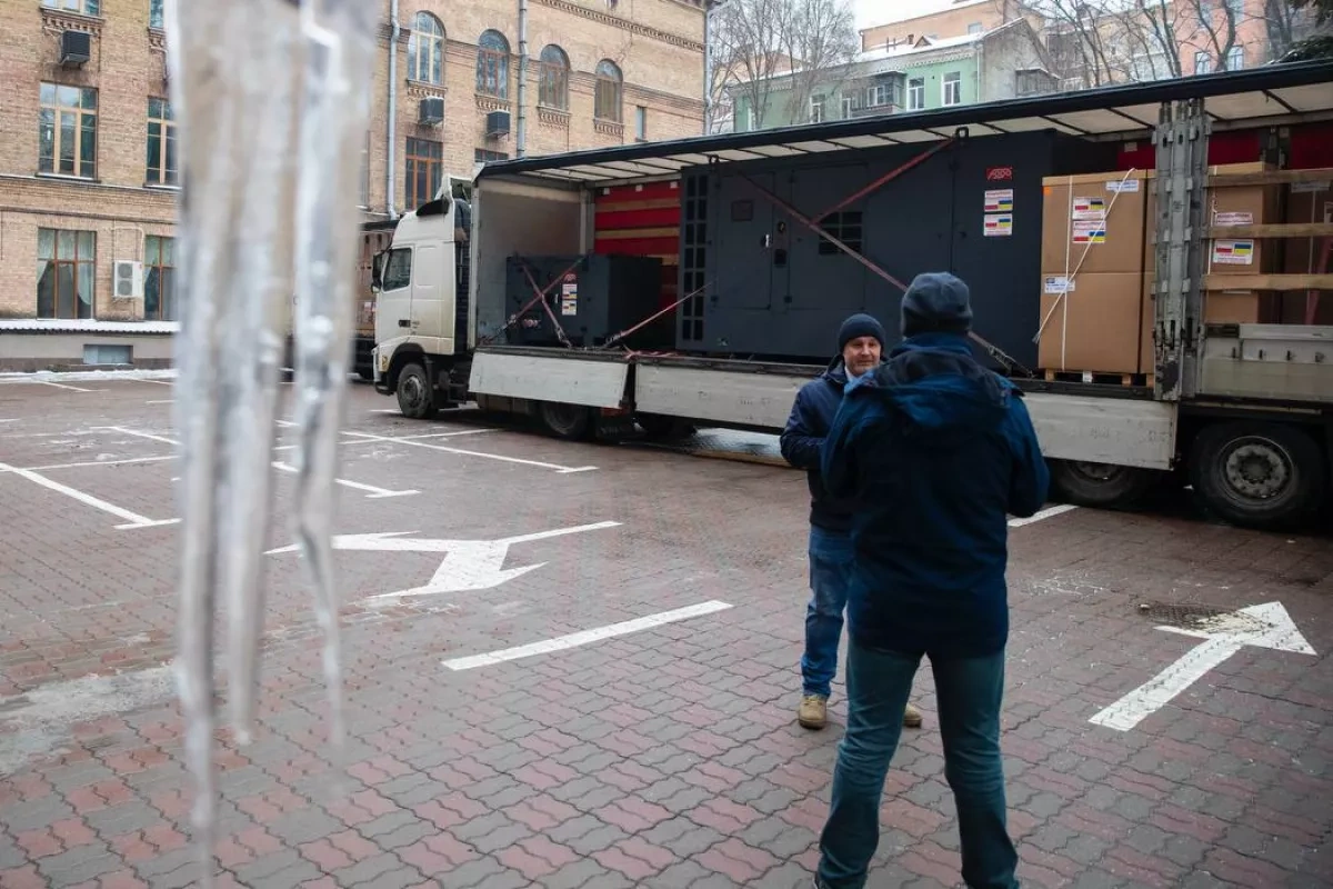 Kyiv receives 130 generators from Poland to boost energy resilience PHOTO
