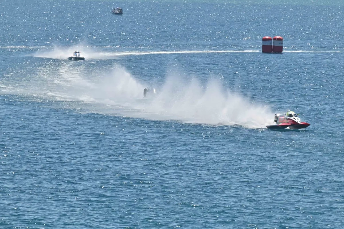 Kyrgyzstan hosts first F1H2O race on Lake Issyk-Kul PHOTO / VIDEO