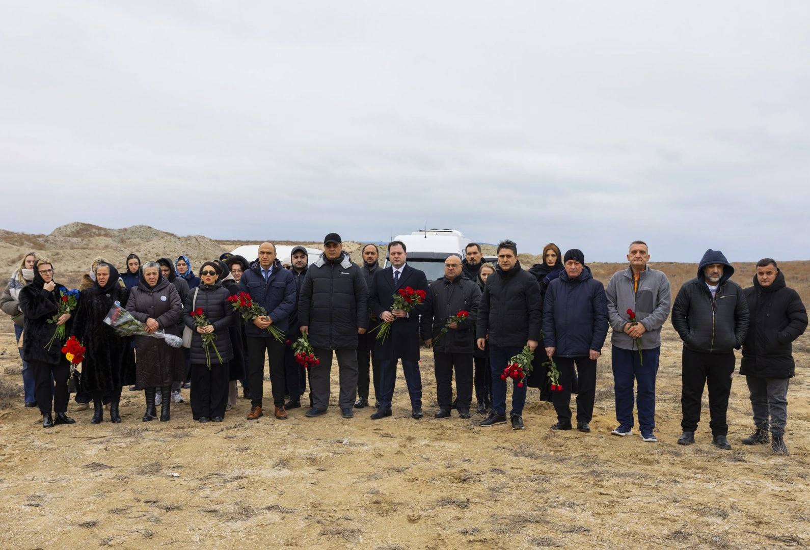 Heydar Aliyev International Airport holds memorial for AZAL plane crash victims (PHOTO)