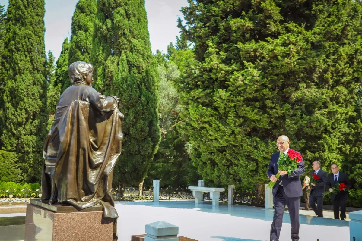 Azerbaijan's Mine Action Agency honours memory of national leader PHOTO