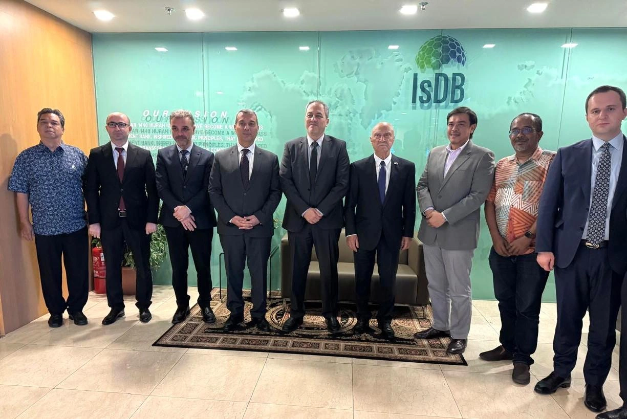 Series of meetings held as part of AFEZ delegation’s business visit to Malaysia (PHOTO)