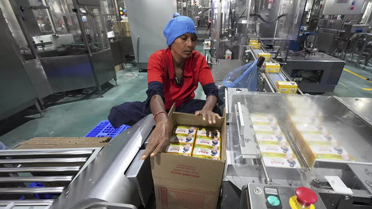 Russia turns to foreign workers as labour shortage deepens