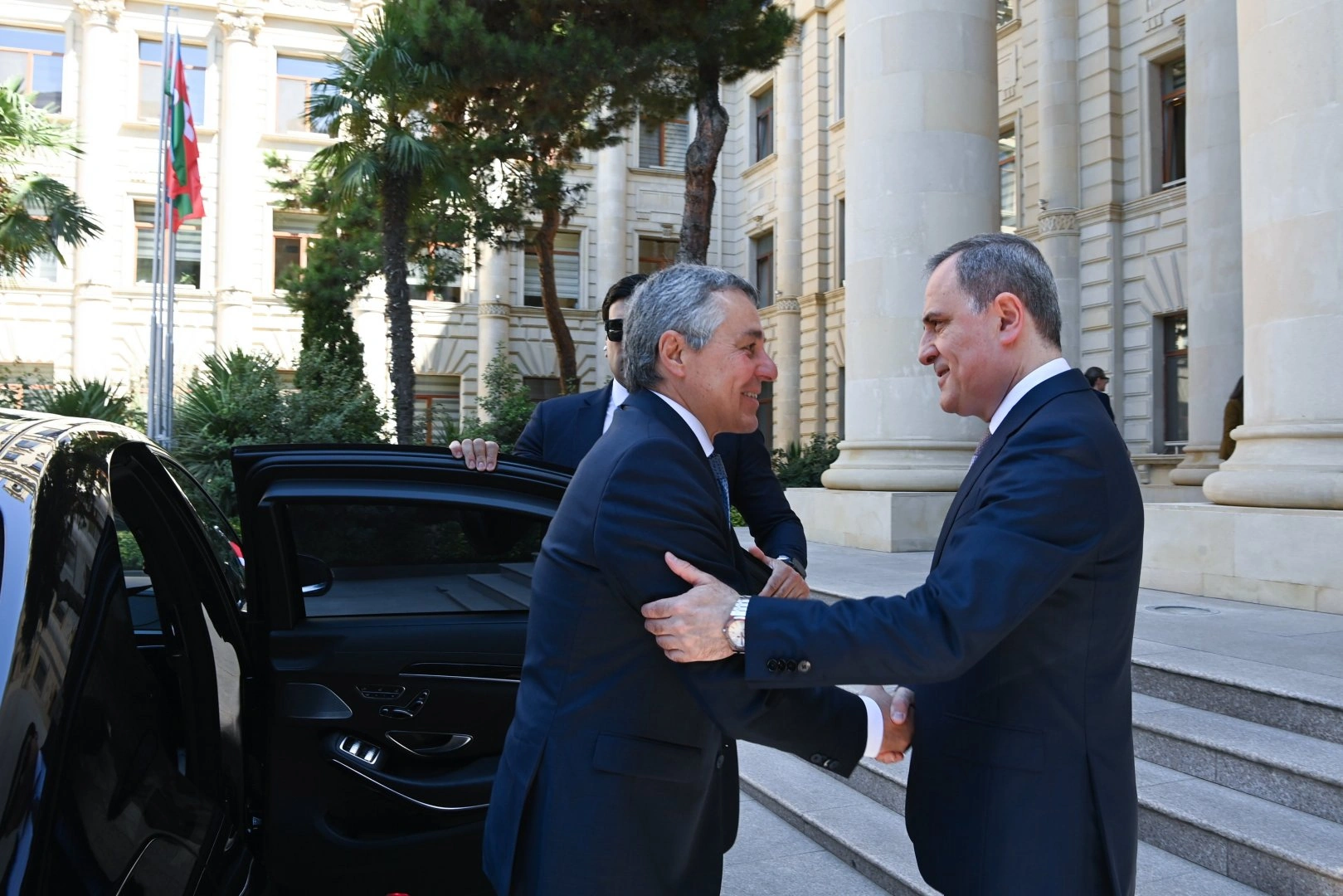 Azerbaijan's foreign minister welcomes OSCE Chairperson-in-Office (PHOTO)