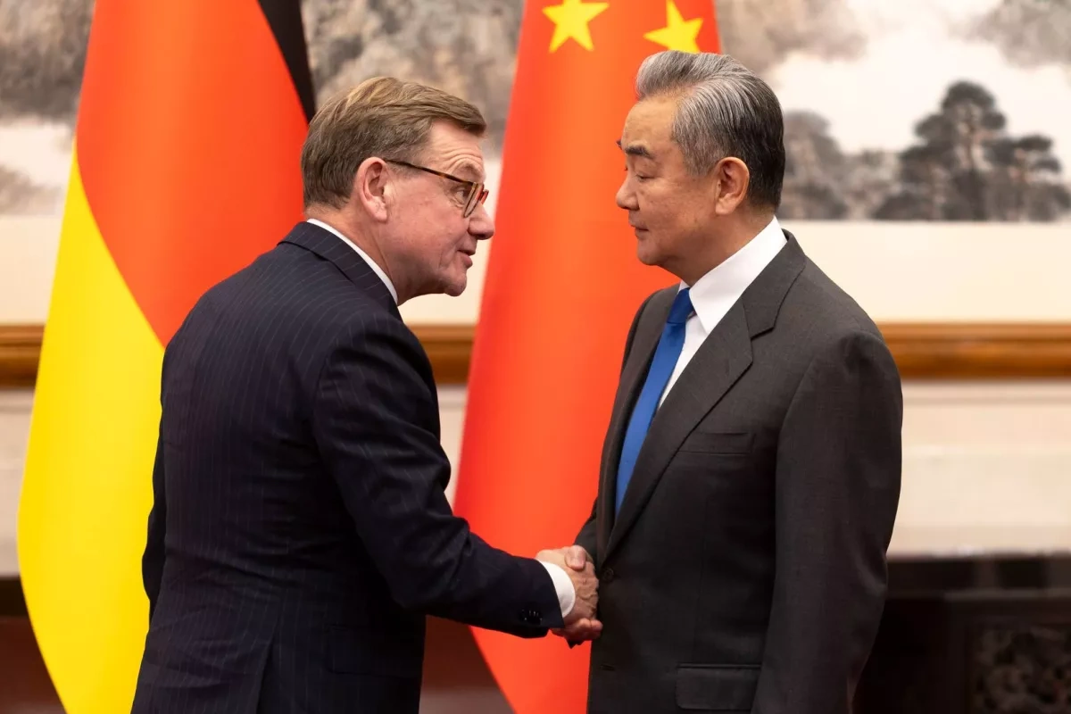 China–Japan: diplomacy gives way to nuclear rhetoric The Taiwan knot tightens