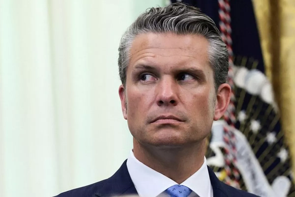 US defence chief tightens grip on Pentagon as army secretary resigns