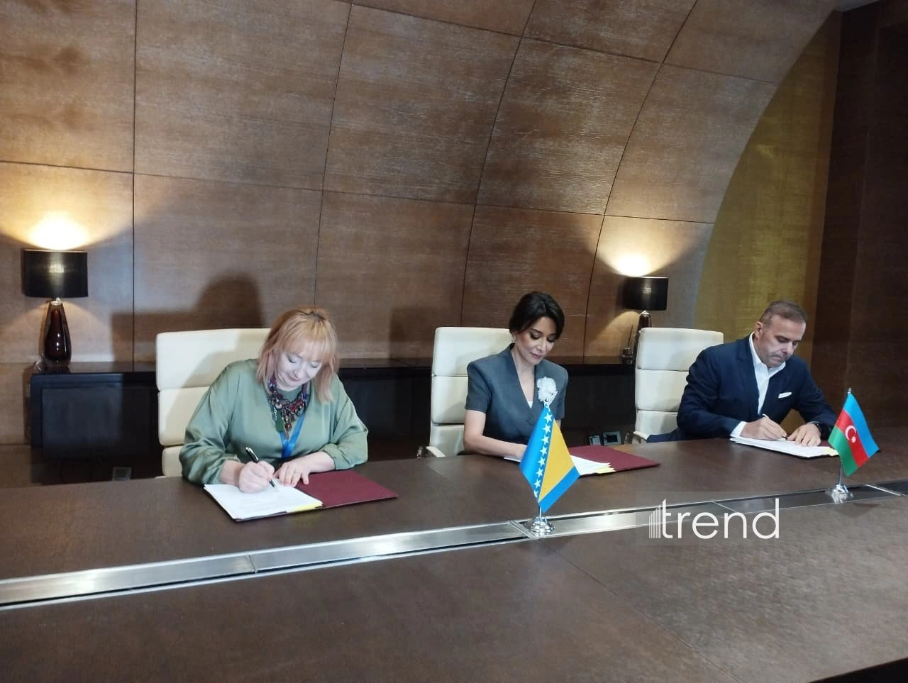 Azerbaijan, Bosnia and Herzegovina ombudspersons sign memorandum of understanding (PHOTO)