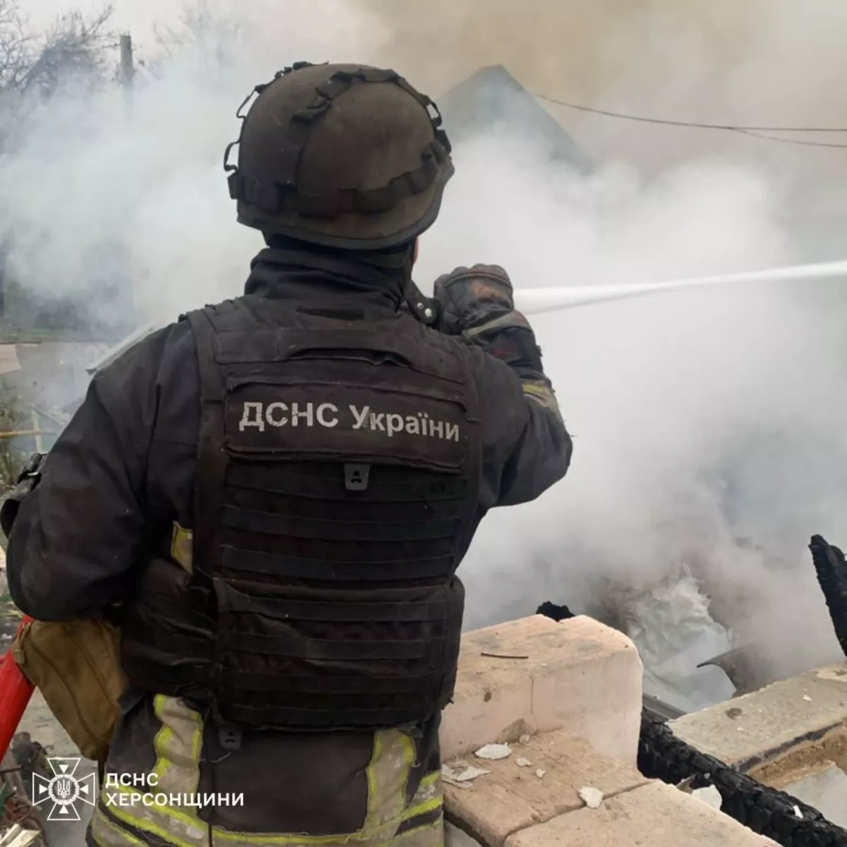 Russia strikes southern Ukraine, fires erupt in Odesa, Kherson PHOTO
