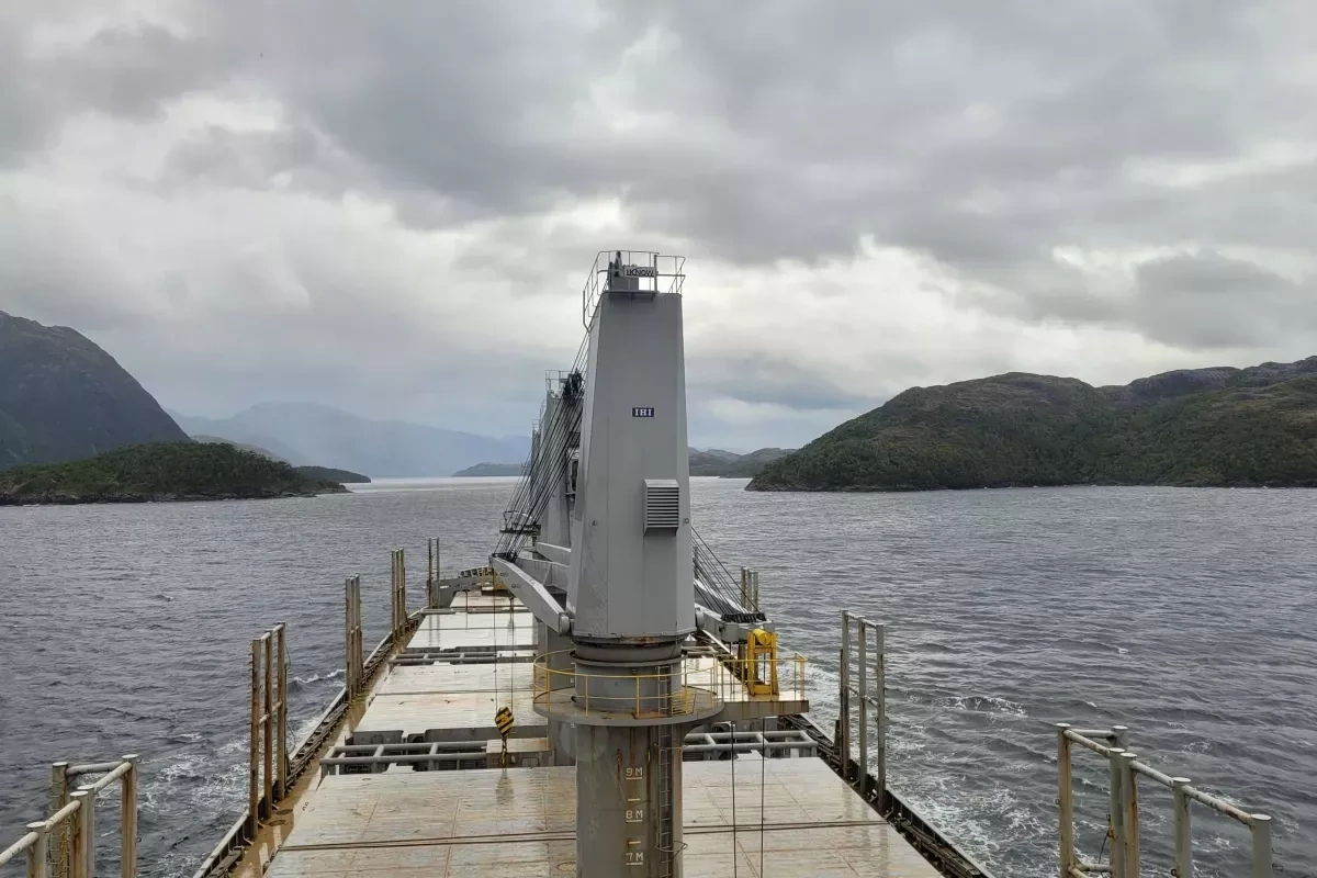 Azerbaijani cargo ship charts course from South America to Europe PHOTO