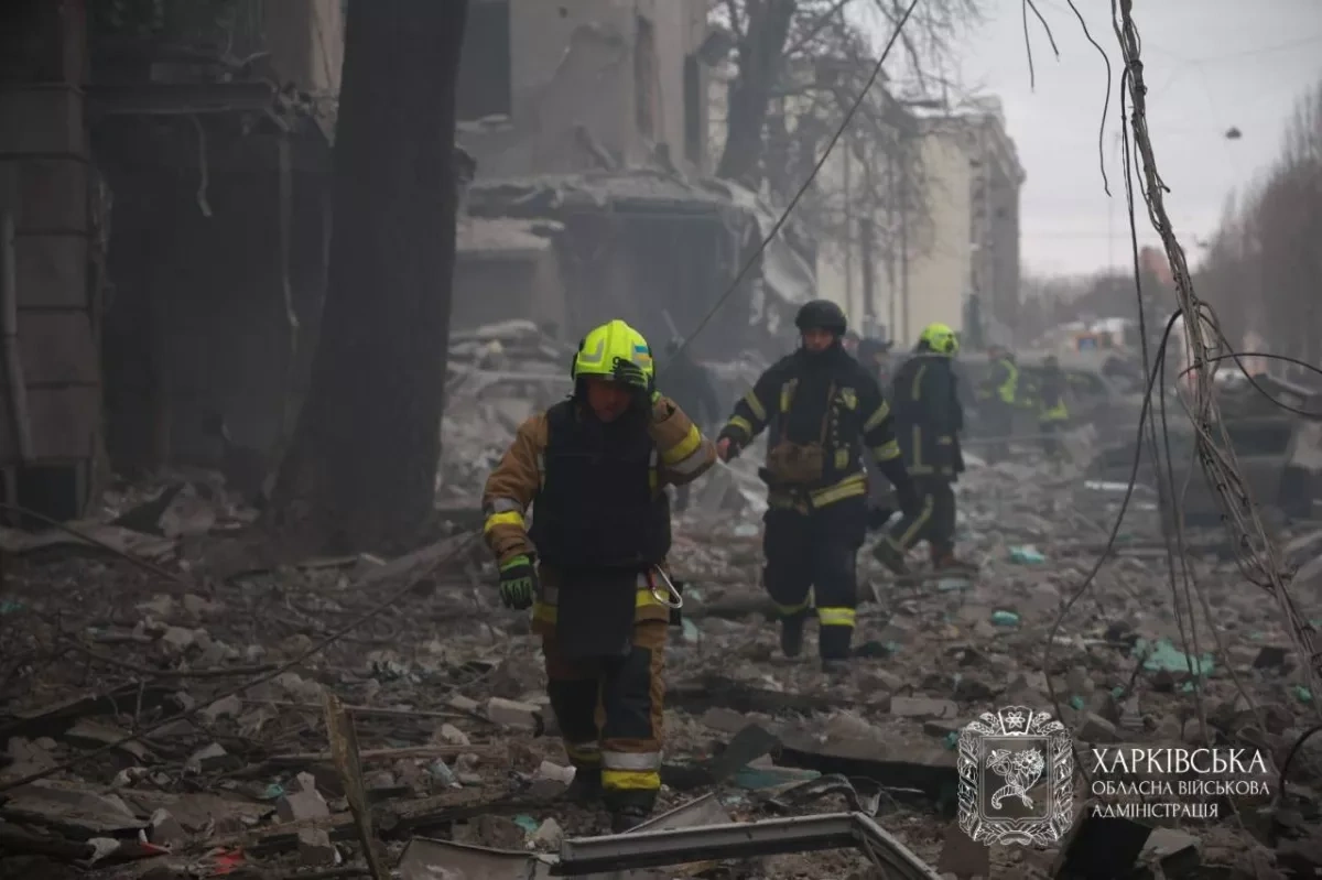 Bodies of child and woman found after missile strike in central Kharkiv photo