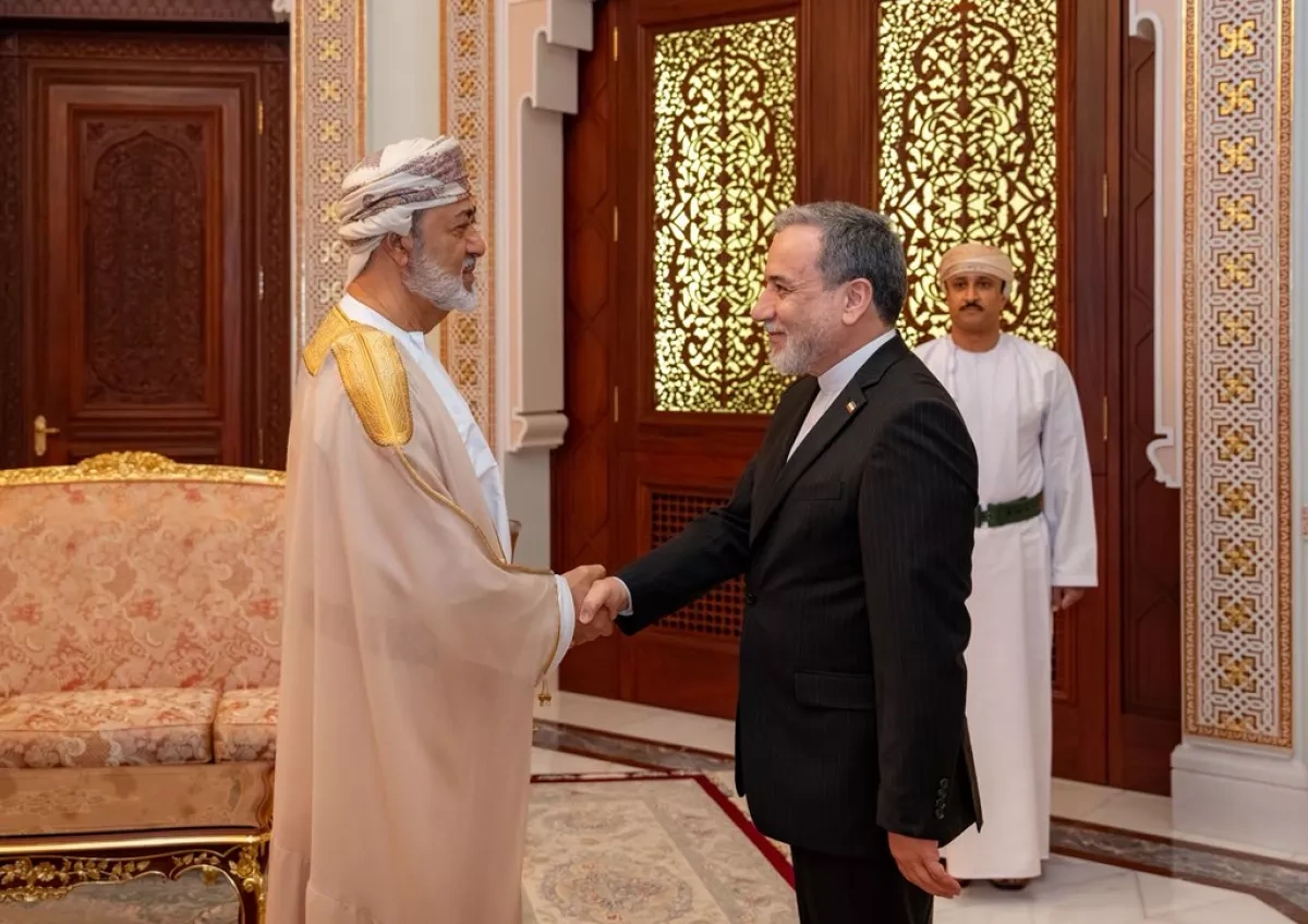 Oman’s sultan, Iran’s foreign minister discuss mediation efforts