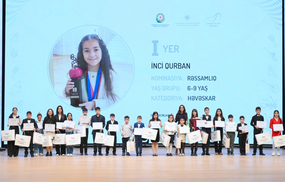 Heydar Aliyev Foundation VP Leyla Aliyeva and Alena Aliyeva attend awarding ceremony of Children’s Art Contest (PHOTO)