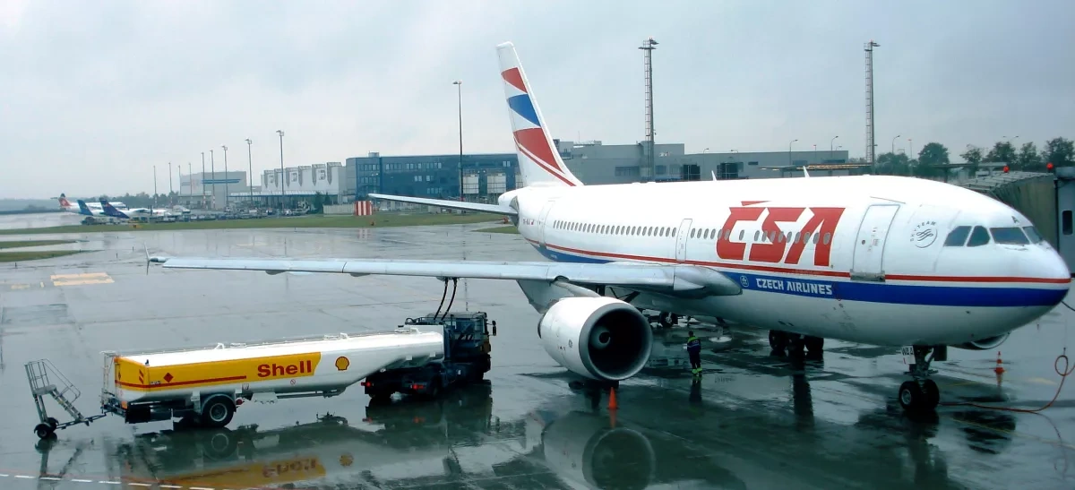 Plane ticket prices likely to increase as jet fuel prices jump amid Iran conflict