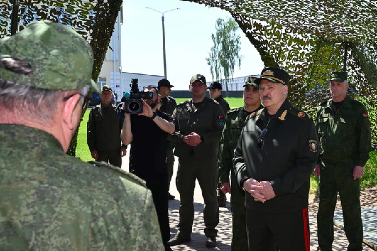 Lukashenko visits nuclear-related military drills, says he used to “dream of this machine”