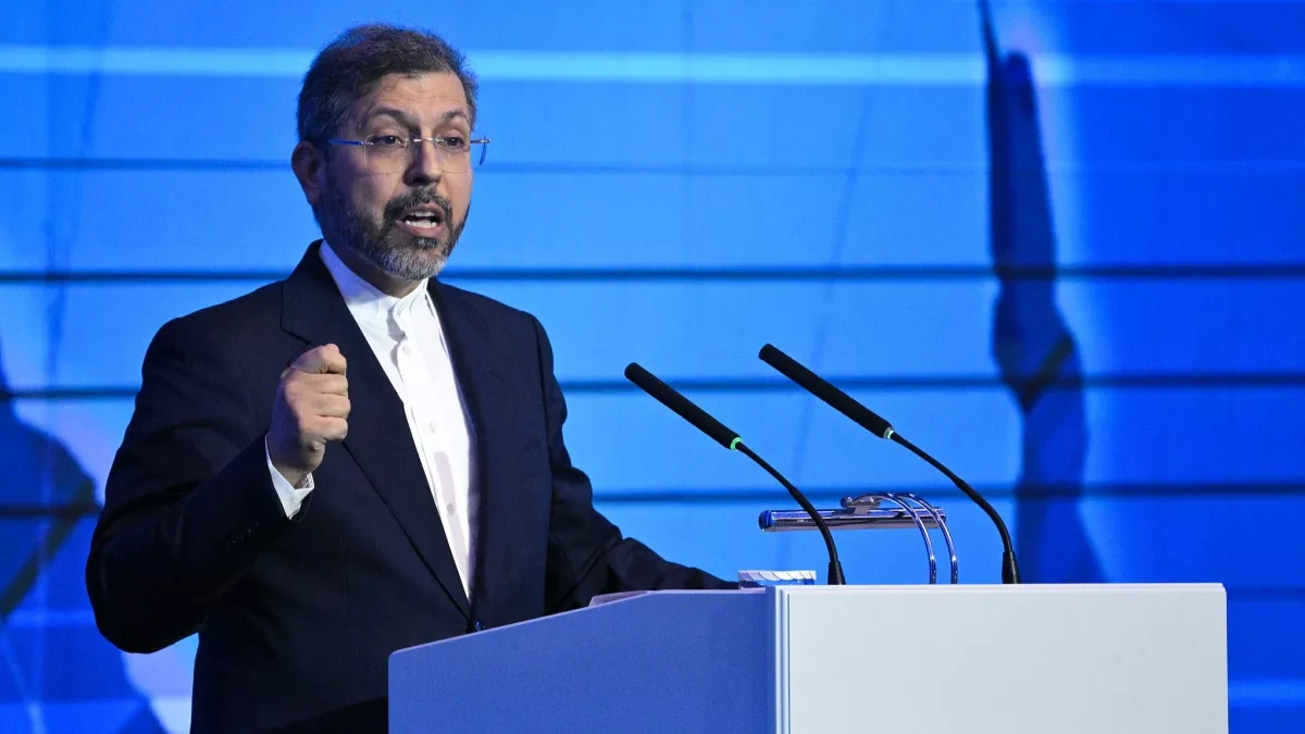 Iran: Strait of Hormuz open, no blockade in place