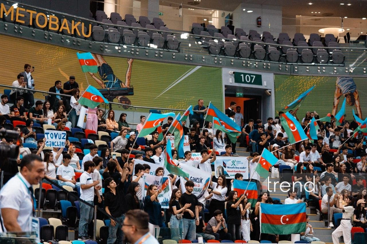 Triple pride in arena: Azerbaijani anthem played 3 times (PHOTO)