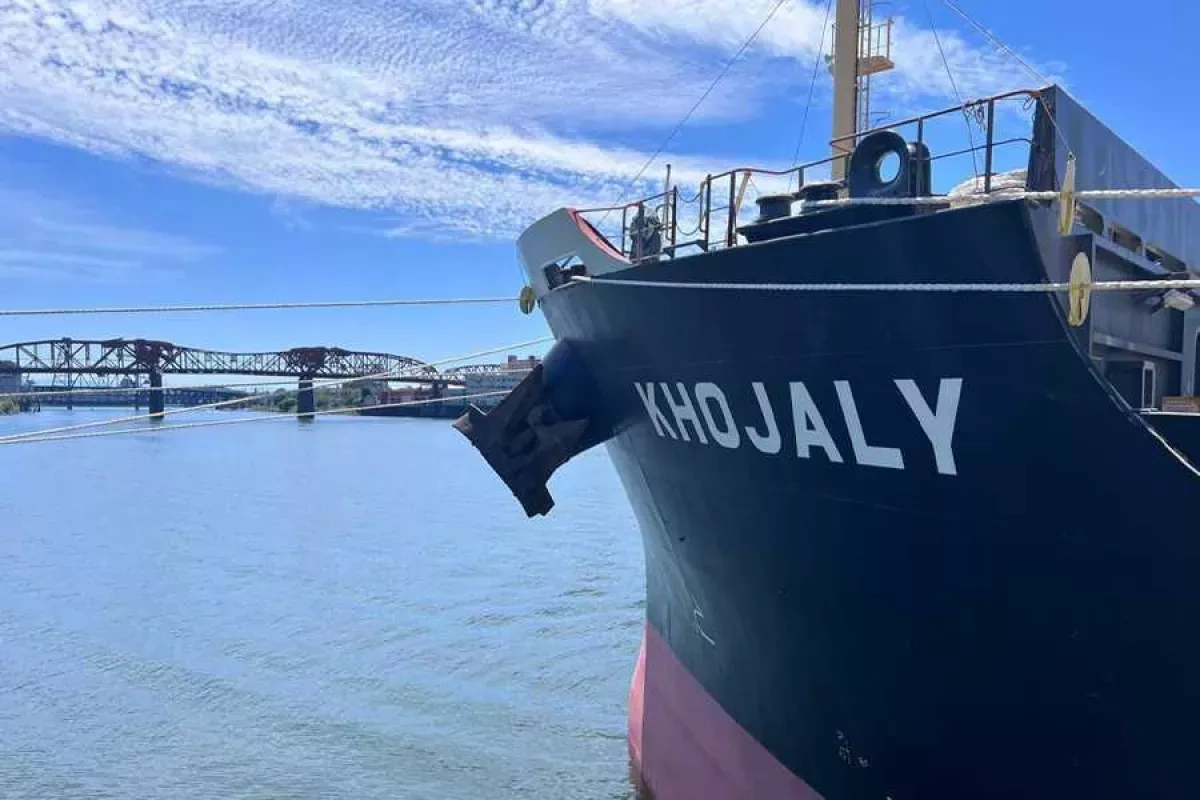 Azerbaijani ship connects Indonesia with Australia PHOTO