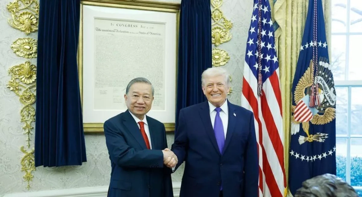 Trump signals easing of US tech curbs on Vietnam