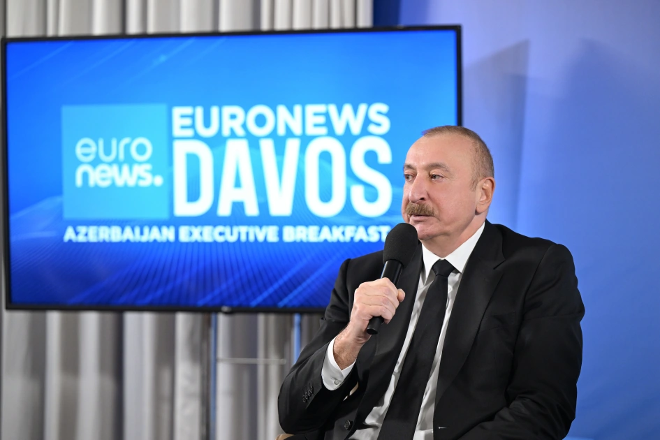 President Ilham Aliyev attends “Azerbaijan Executive Breakfast” event in Davos (PHOTO)