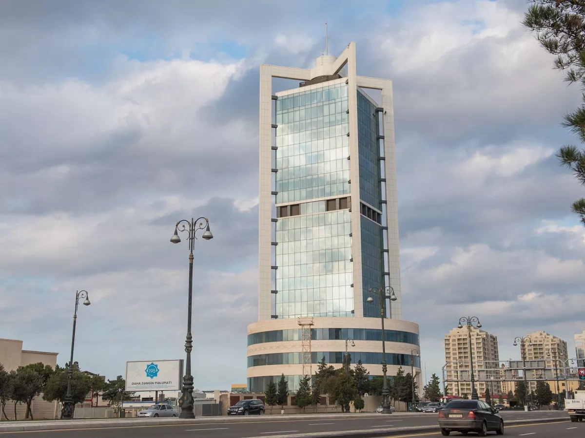 Capital that is not looking for oilfields $30 trillion at the Baku Forum