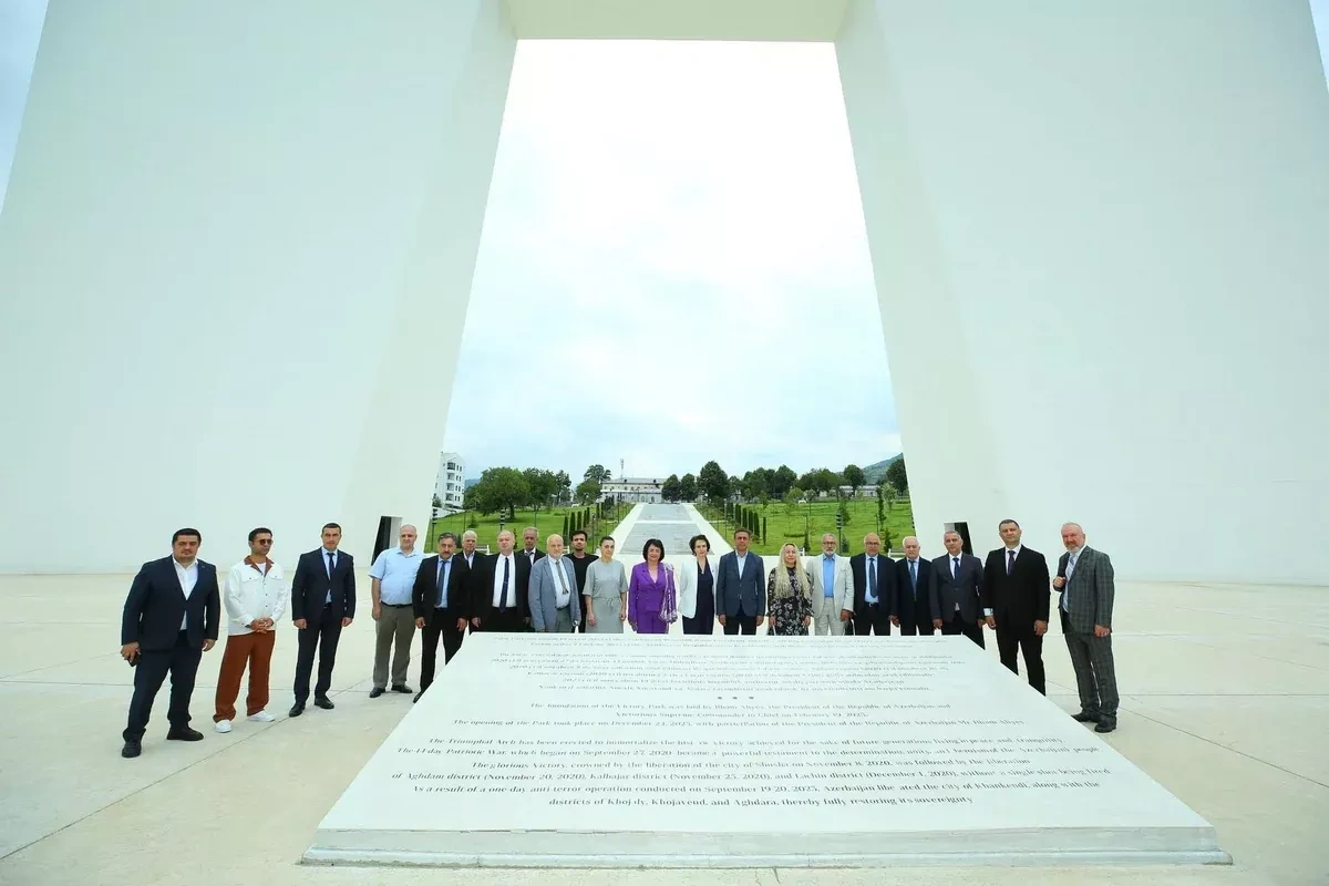 International conference participants visit Lachin, Khankendi following forum PHOTO