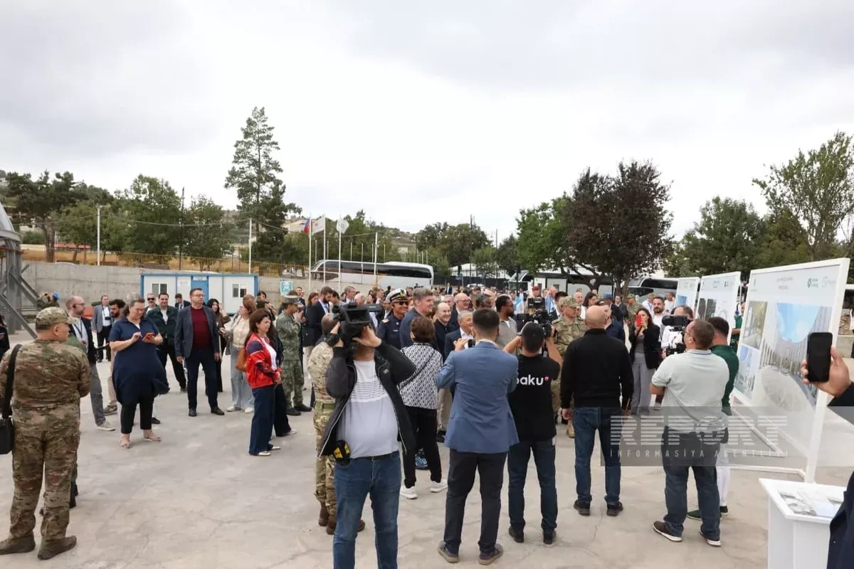 Foreign diplomats tour new Shusha Mosque construction site PHOTO