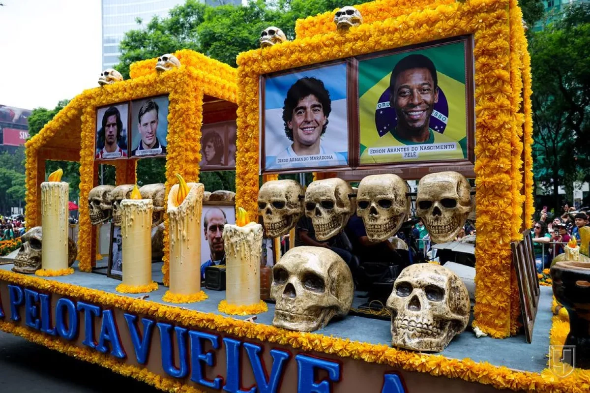 Mexico City blends day of the Dead spirit with World Cup 2026 parade PHOTO