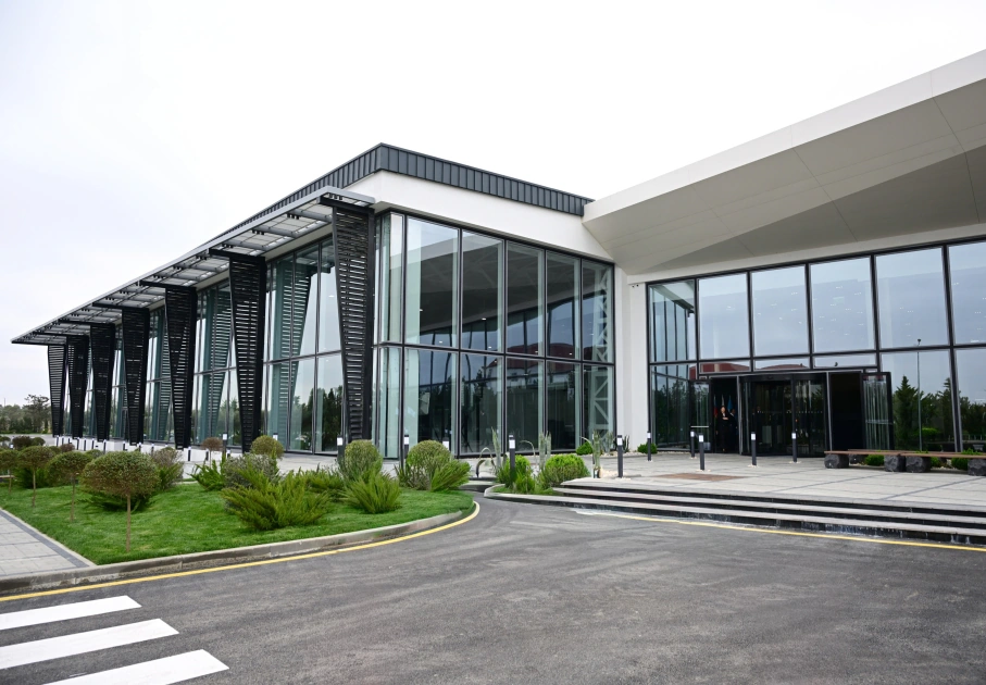 President Ilham Aliyev, First Lady Mehriban Aliyeva attend opening of International Training Center at National Aviation Academy (PHOTO)