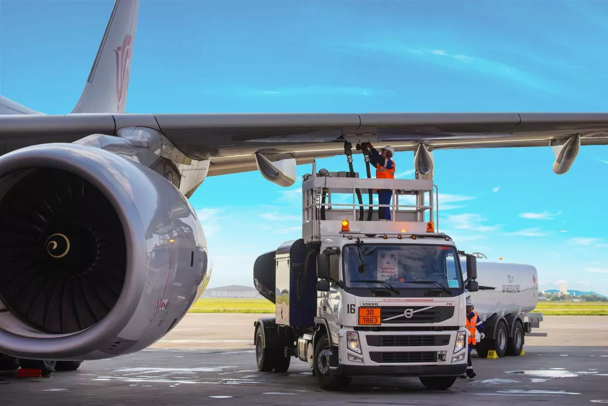 EU warned of impending jet fuel shortage due to Strait of Hormuz blockage