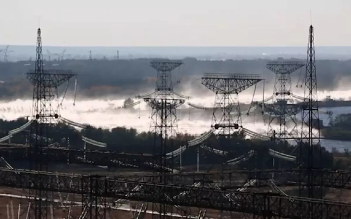Russian attack leaves thousands in darkness in Ukraine's Chernihiv