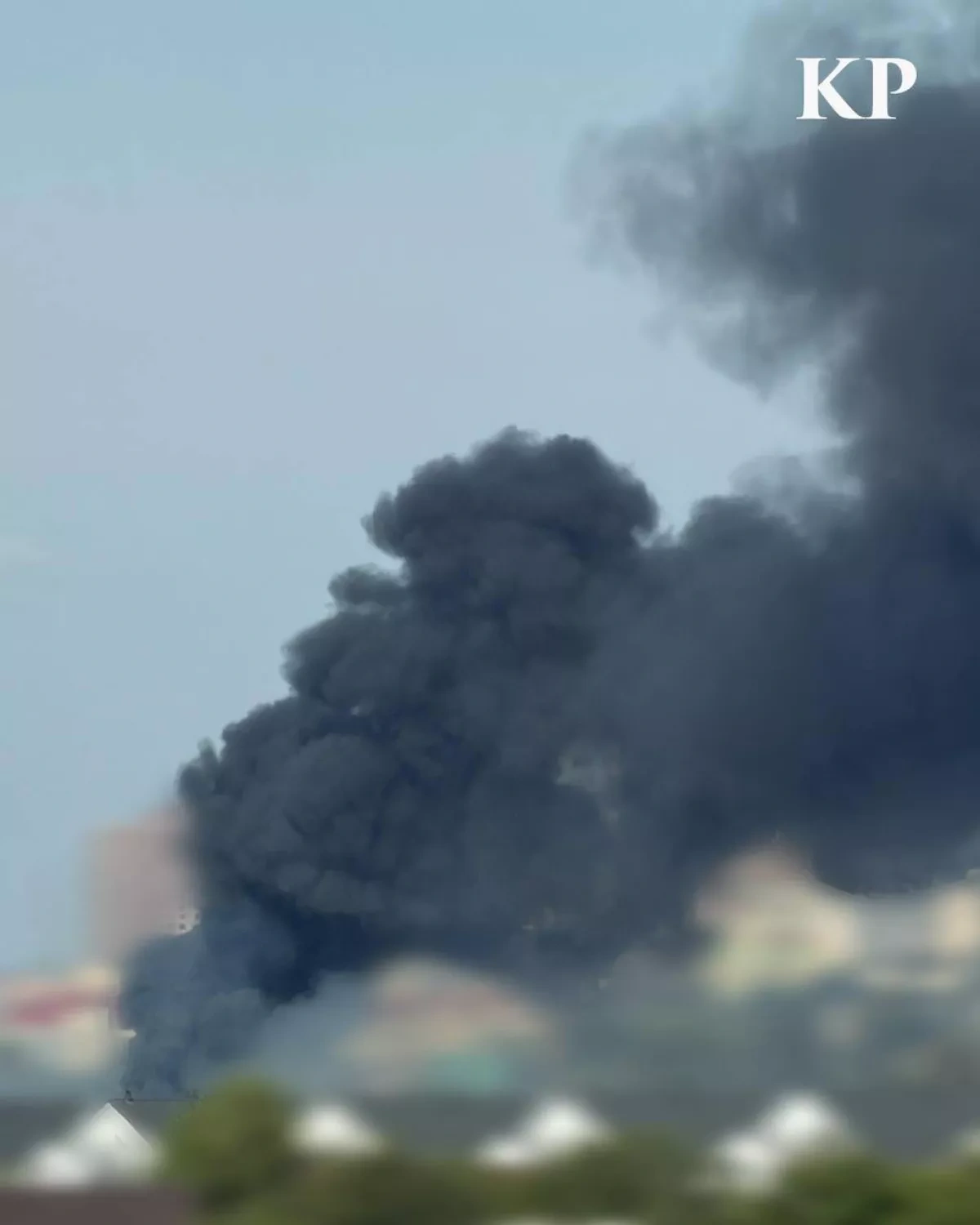 Russian drone strikes Kyiv airport ahead of US delegation visit PHOTO/VIDEO