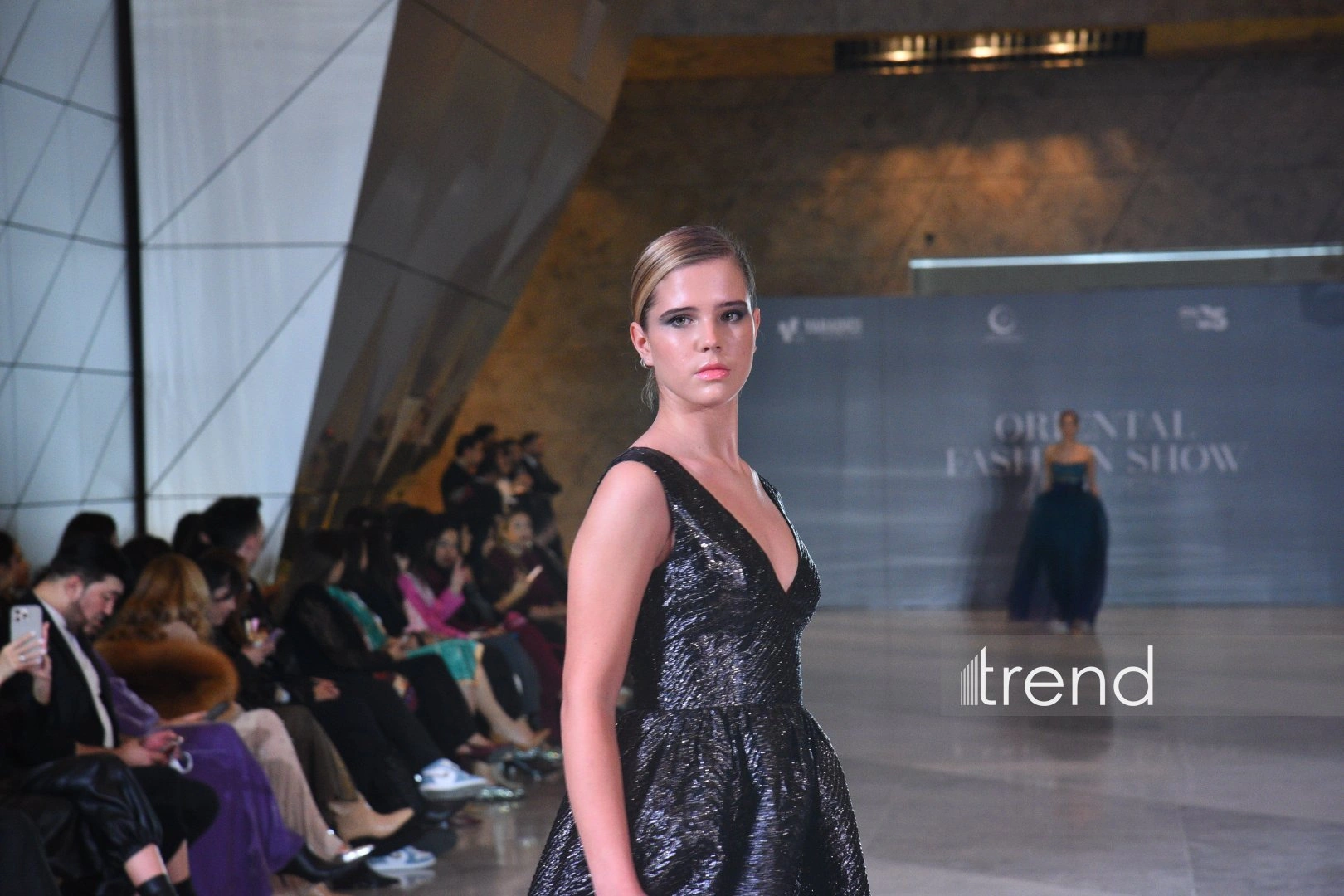 Colorful defile of Oriental Fashion Show highlights Baku Creative Week - 2025 (PHOTO)